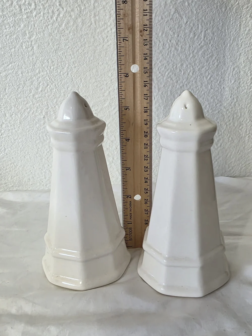 Pfaltzgraff set includes